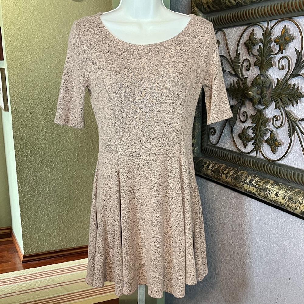 Popular Basics Dress -Heather Pink Stretch Knit Skater Style Mini - Sz M